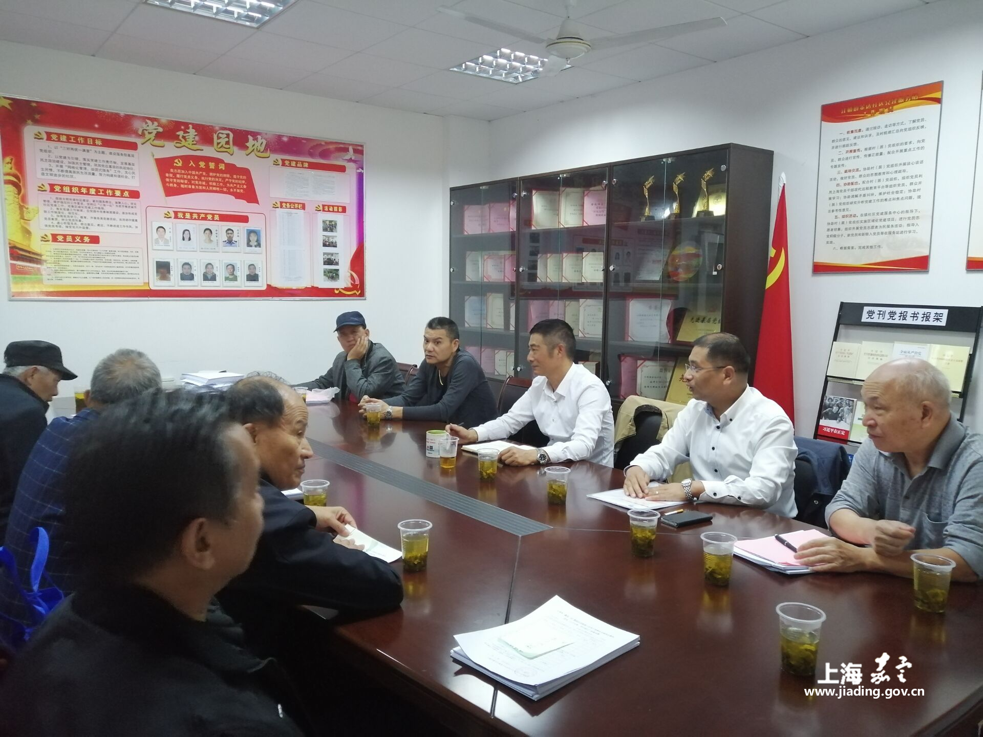 c143f33f587c40b6a83bfe02e79ff99d.png c143f33f587c40b6a83bfe02e79ff99d.png