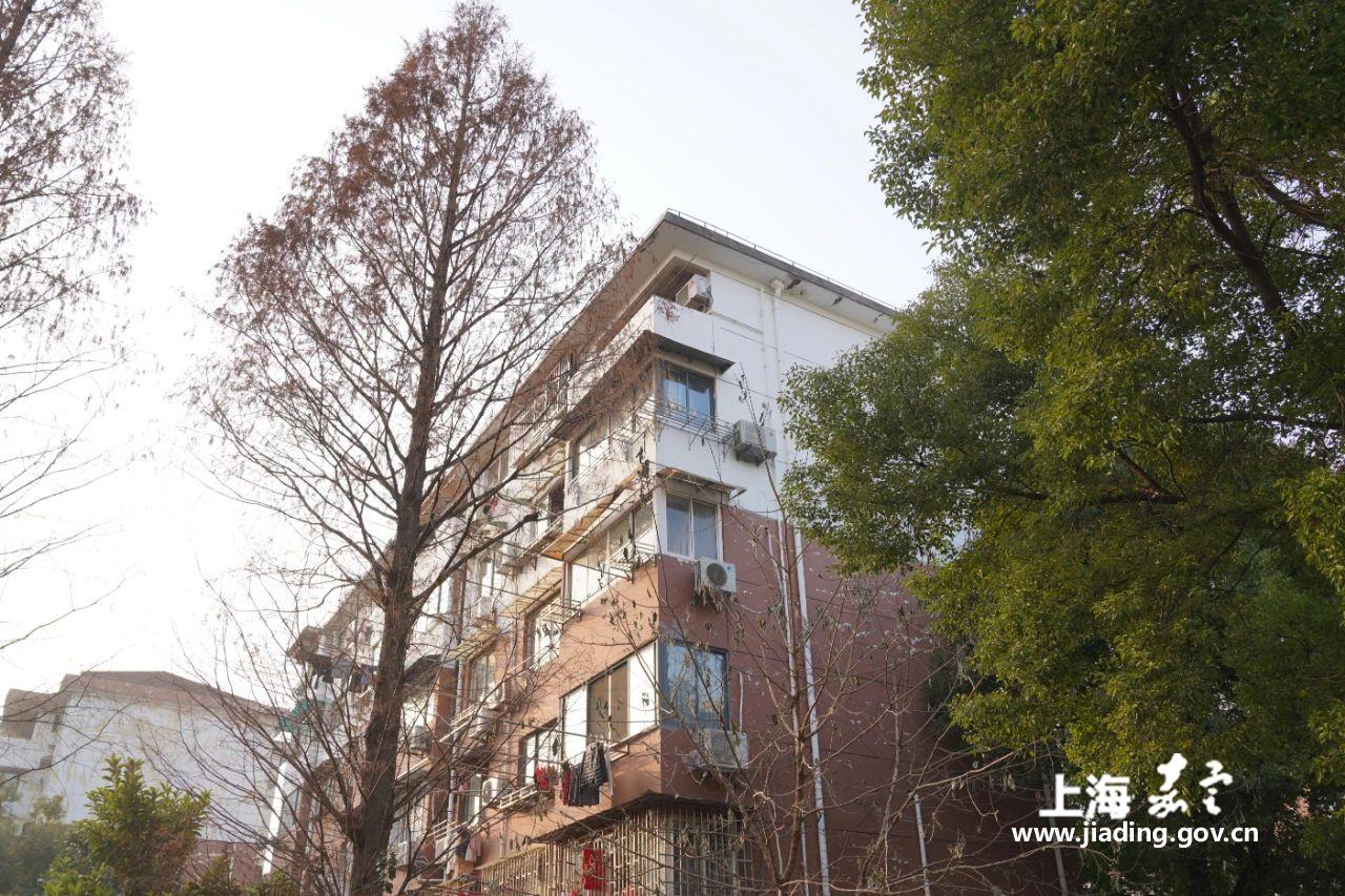 f3c5cfe2bff7417198e43631839709c4.jpg f3c5cfe2bff7417198e43631839709c4.jpg